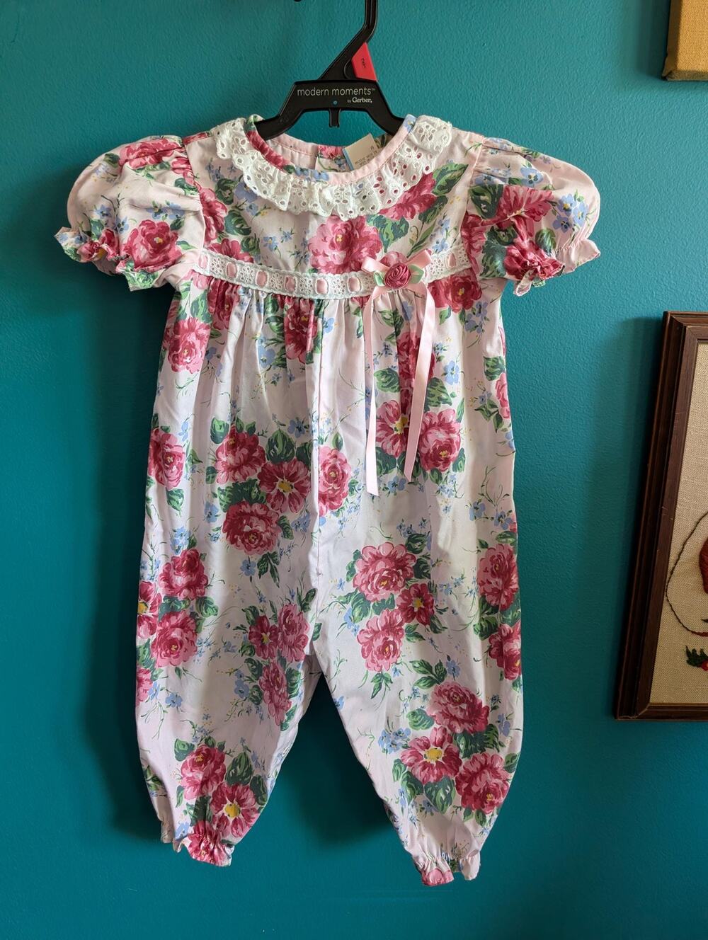 Vintage 80s 90s floral bubble with lace collar size 18 mo